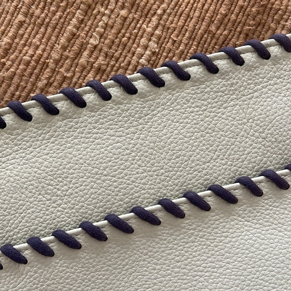 YSL Vintage Pebble Leather Tote Style With Stitching Detail Bag MA100 - Picture 2 of 12